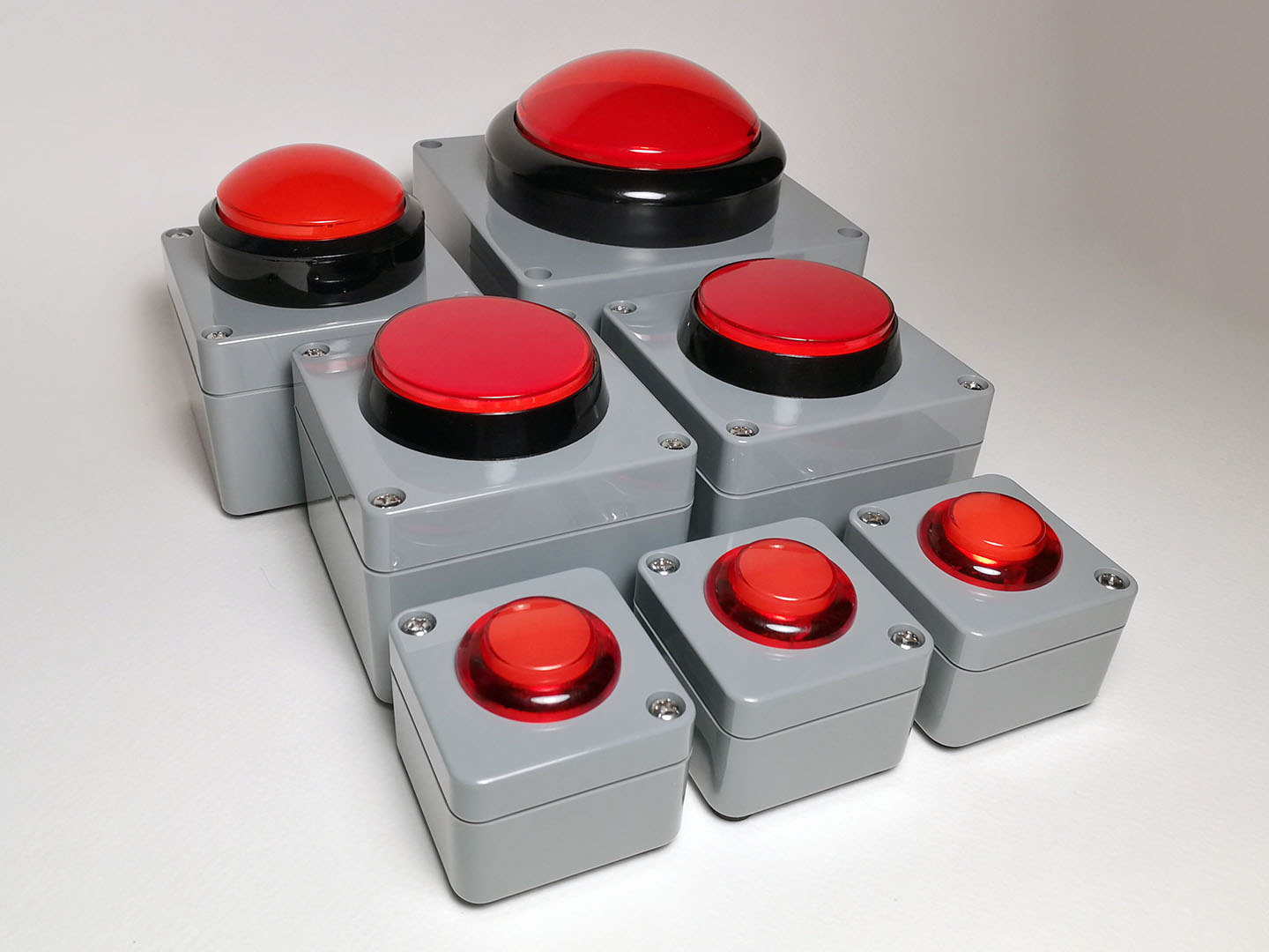 red push buttons